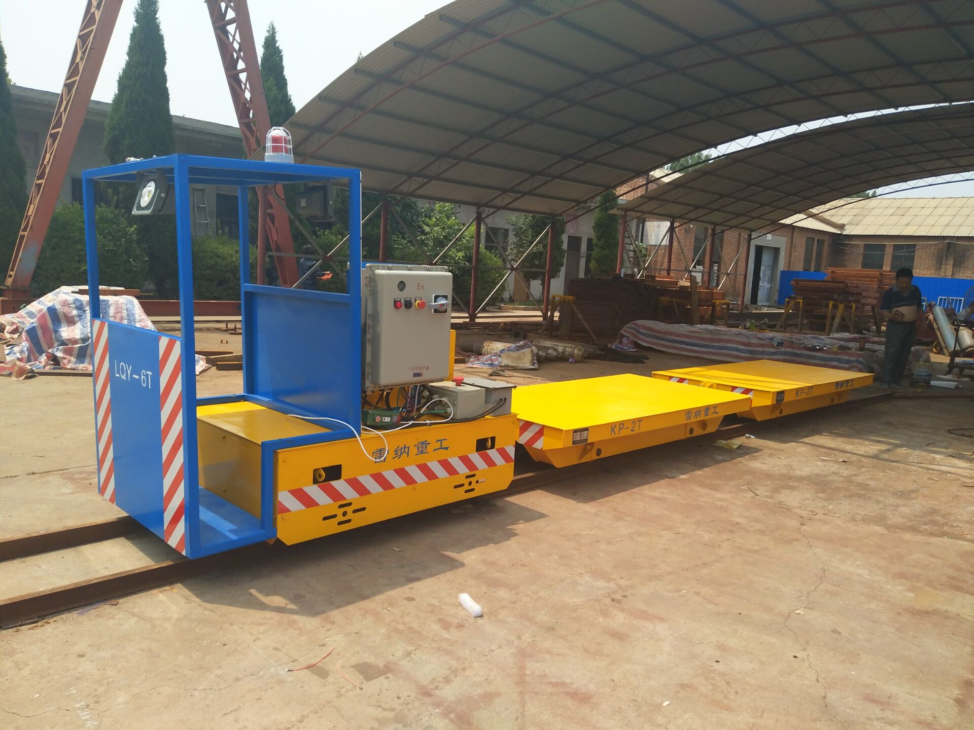 防爆軌道牽引車(chē) LQY電動(dòng)軌道平車(chē)系列產(chǎn)品